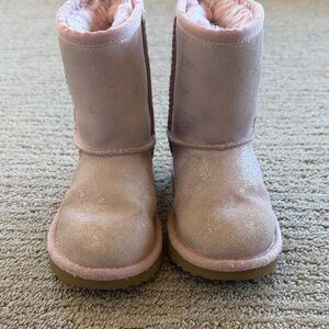 Girls pink glitter Uggs size 10